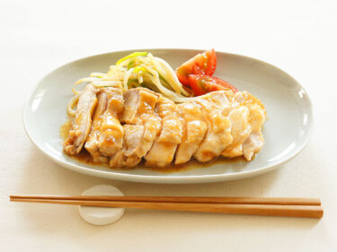 レンジでジューシー！鶏のカレー照り焼き風
